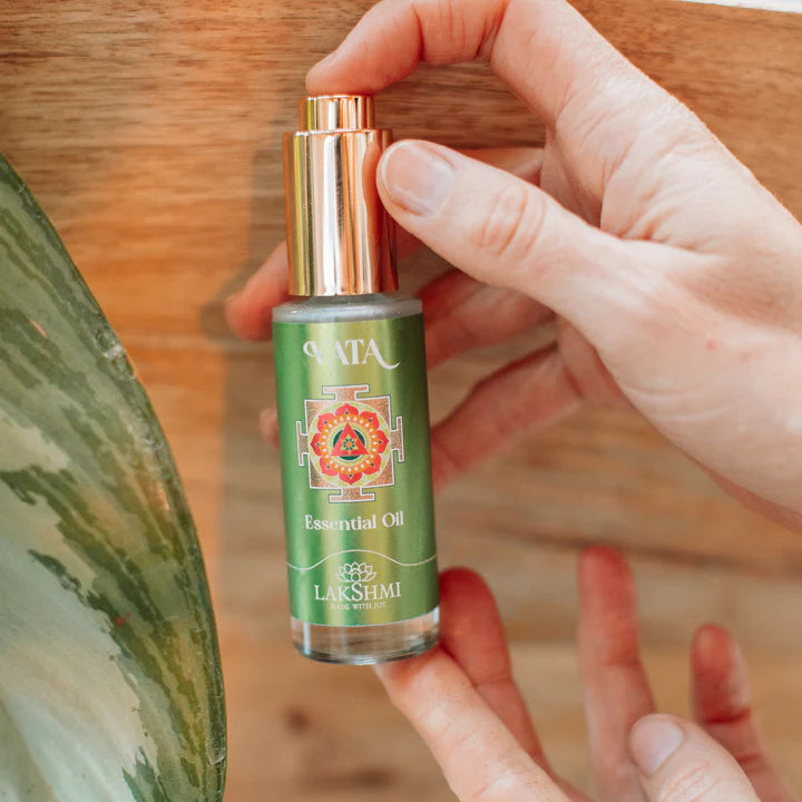 Lakshmi Vata Essential Oil - Katafray öljyseerumi 30 ml